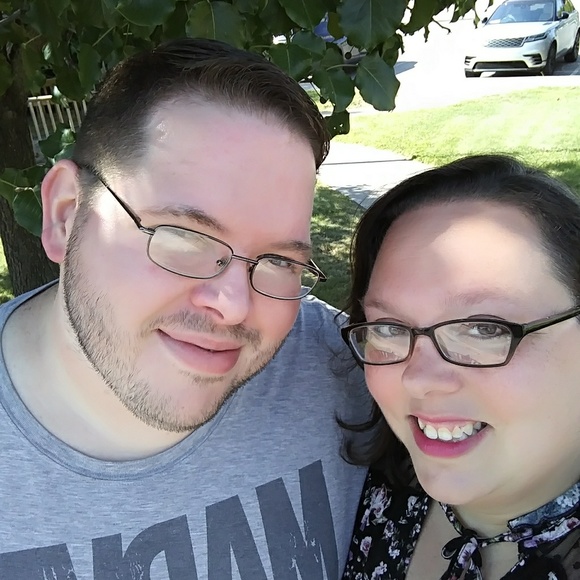 Meet your Posher, Missi - Picture 3 of 3